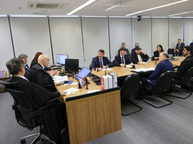 Minutas do golpe de Bolsonaro e Torres eram “semelhantes” no teor, afirma Freire Gomes