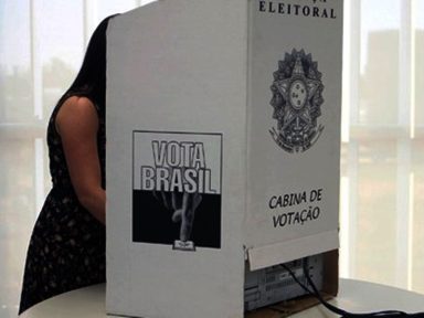 Datafolha: 57% dos brasileiros são a favor da reeleição