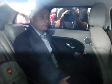Cid nega na PF que tenha pedido ajuda a Gilson Machado para obter passaporte