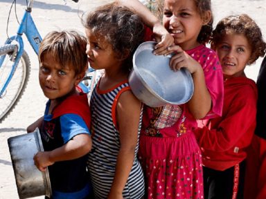 Comissário da ONU condena Israel por “usar a fome para humilhar e colocar vidas em risco”