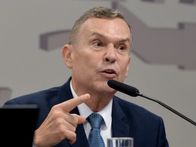 “Pejotização é a destruição da CLT e da Previdência”, diz desembargador em audiência no Senado