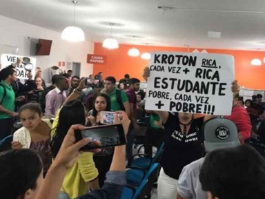 Desnacionalização do ensino superior privado