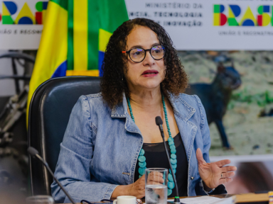 Luciana Santos detalha avanços do MCTI: mais verba, inclusão feminina e plano de IA nacional