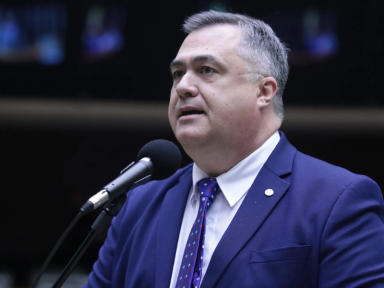Secretário da Saúde do Paraná afirma que negacionismo está prejudicando a vacinação