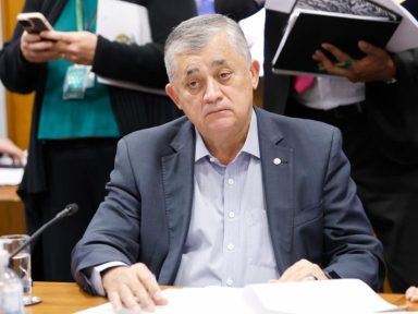 Líder do governo diz que queda do veto que eleva conta de luz foi acordo com oposição