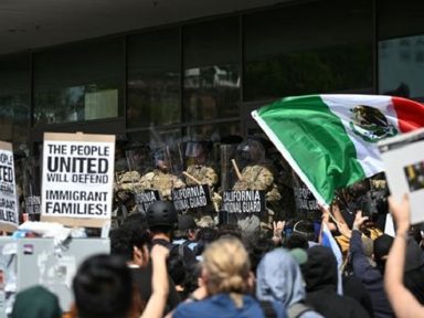 Trump invade LA com 700 marines para se juntarem à Guarda Nacional na repressão aos protestos