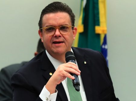 “Não vou cortar gastos para apresentar número no azul”, afirma ministro da Previdência