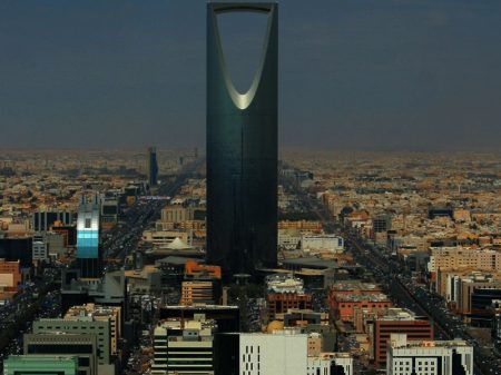 Isolamento profundo de Israel: até Arábia Saudita condenou ataque criminoso ao Irã