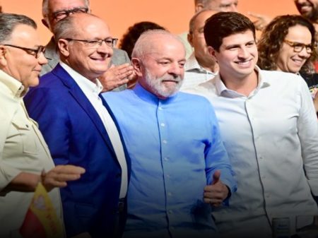 Ao lado de Alckmin e João Campos, Lula condena ameaças dos EUA contra o STF e o Brasil