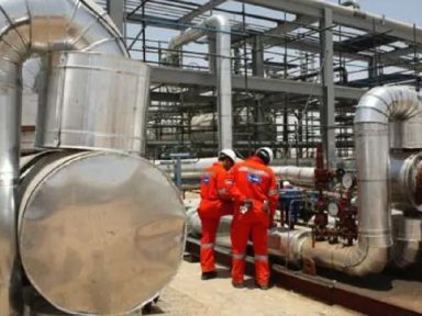 Índia deveria ser aplaudida por comprar petróleo russo, ou preços iriam a US$ 140 o barril, diz ministro