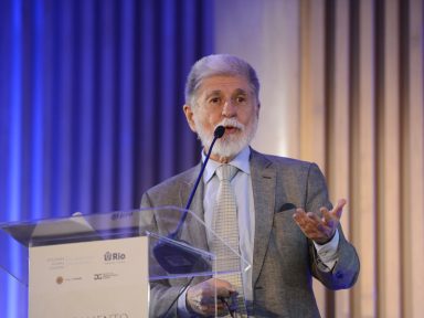 Amorim defende ser “severo no acordo de livre comércio com Israel e talvez até suspendê-lo”