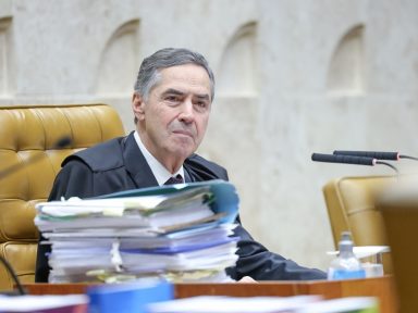 Acorda, Barroso!