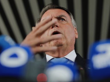 PGR pede condenação e afirma que Bolsonaro foi o “principal articulador” do golpe