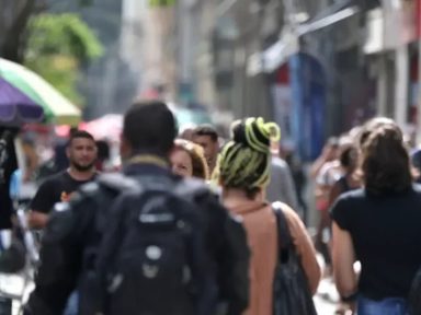 Ipespe: 60% dos brasileiros reprovam declarações de Bolsonaro; 50% aprovam Lula