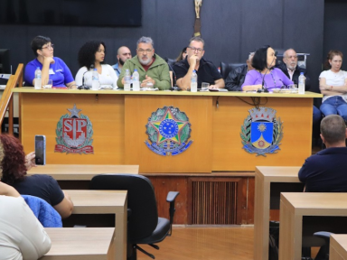 Vereadores e movimentos sociais se mobilizam contra privatização do DAAE em Araraquara