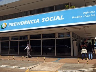 Governo anuncia calendário para ressarcimento de aposentados do INSS vítimas de fraude
