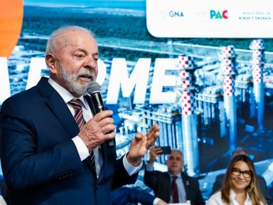 Lula: “Silvério dos Reis traiu Tiradentes e agora tem um cara nos EUA traindo o povo brasileiro”