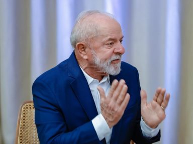 “Cada macaco no seu galho, o Congresso legisla, e eu governo”, diz Lula ao defender alteração do IOF