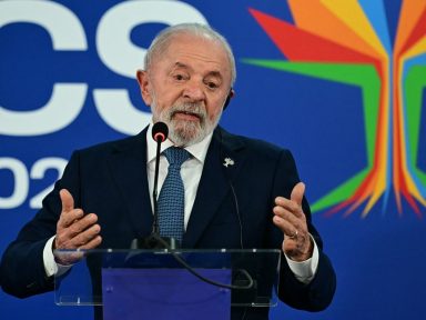 “Não é coisa muito séria Trump ficar ameaçando o mundo”, diz Lula