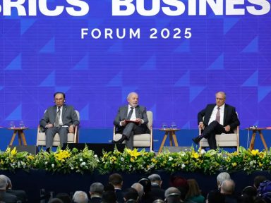BRICS: Lula pede ‘diretrizes claras’ na IA para evitar controle lesivo das big techs