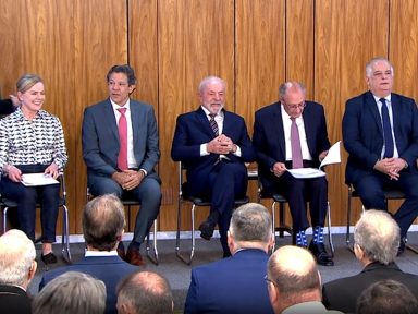 Lula sanciona lei em apoio às micro e pequenas empresas exportadoras