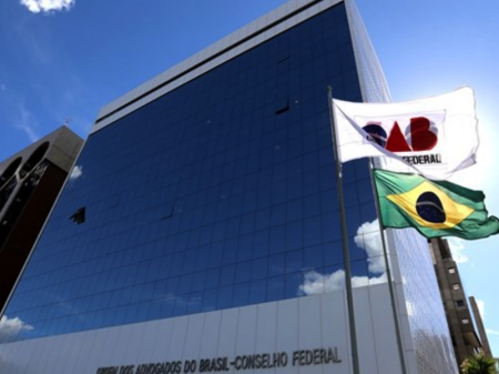 OAB conclama sociedade a fazer frente aos ataques desferidos pelos EUA contra o Brasil