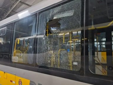 Sem ação de Tarcísio, violência em SP cresce e ataques a ônibus já passam de 750