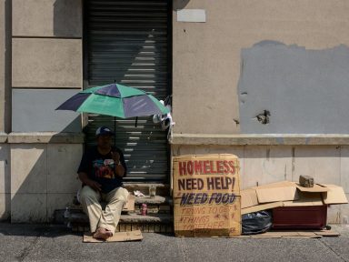 Governo norte-americano baixa ordem executiva para prisão dos sem-teto