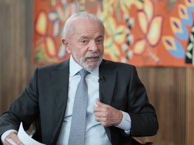 “Trump está mal informado e não terá ingerência na soberania do Brasil”, diz Lula no JN