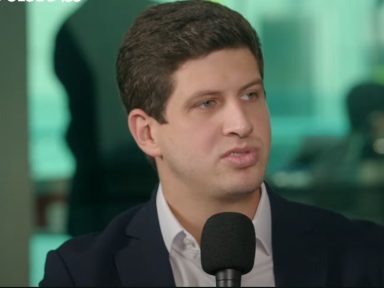 João Campos rebate Caiado e critica anistia para golpista: “tem que ser punido”