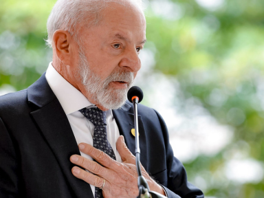 Lula lamenta morte de Verissimo: “Soube usar a ironia para denunciar a ditadura e defender a democracia”