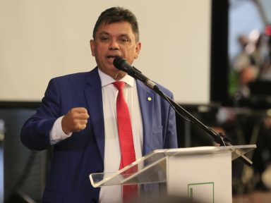 Márcio Jerry apresenta projeto para proteger economia diante do tarifaço de Trump