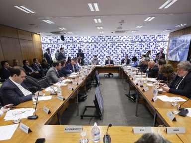 Líderes pedem a Motta contagem das faltas de “03” para perda do mandato