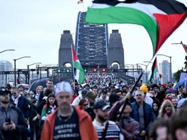 Manifestação contra genocídio pela fome em Gaza reúne 300 mil em Sydney