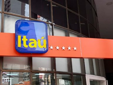 Itaú demite mais de mil funcionários sem negociação prévia, denuncia sindicato