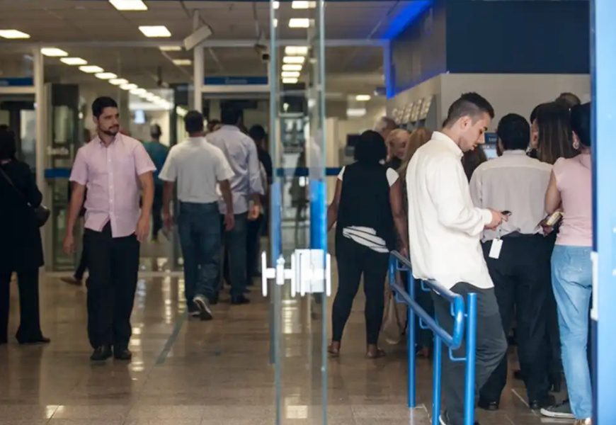 Governo restringe abusos em juros e encargos no consignado para trabalhadores