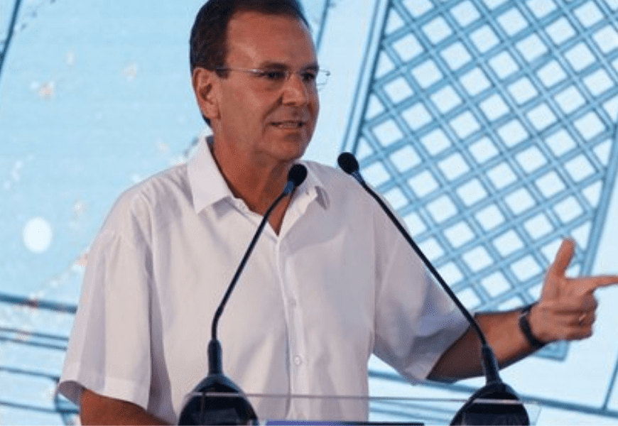 Operação caça-fantasmas no governo do Rio está deixando máfia de Castro com medo, diz Paes