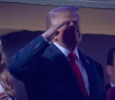 Trump vaiado em final de basquete da Liga NBA