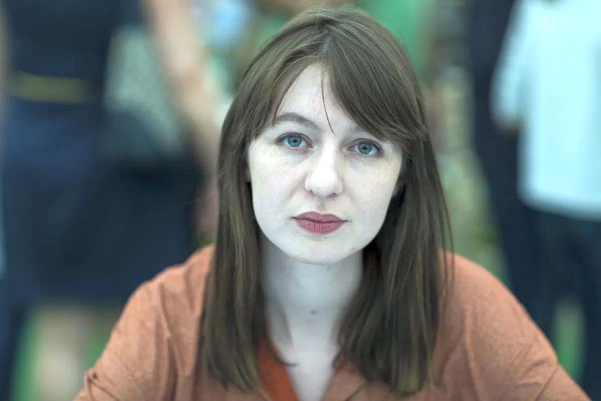 A-romancista-irlandesa-Sally-Rooney-Foto-David-Levenson-Getty-Images-reproducao-CNN.jpg