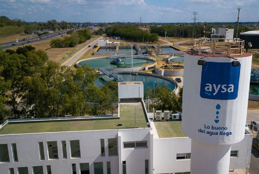 Instalacao-da-empresa-de-agua-e-saneamento-apos-modernizacao-durante-o-governo-de-Nestor-Kirchner-Divulgacao.jpg
